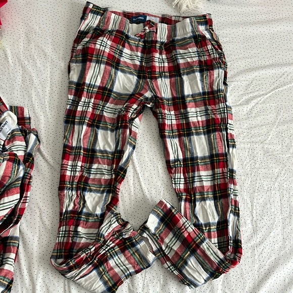 *set* Worn once Holiday pyjama set from Old Navy size Medium - Picture 2 of 4